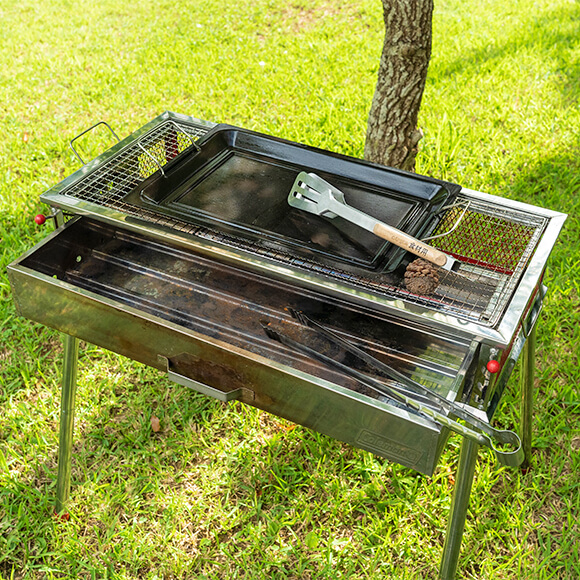 BBQ grill [without lid]